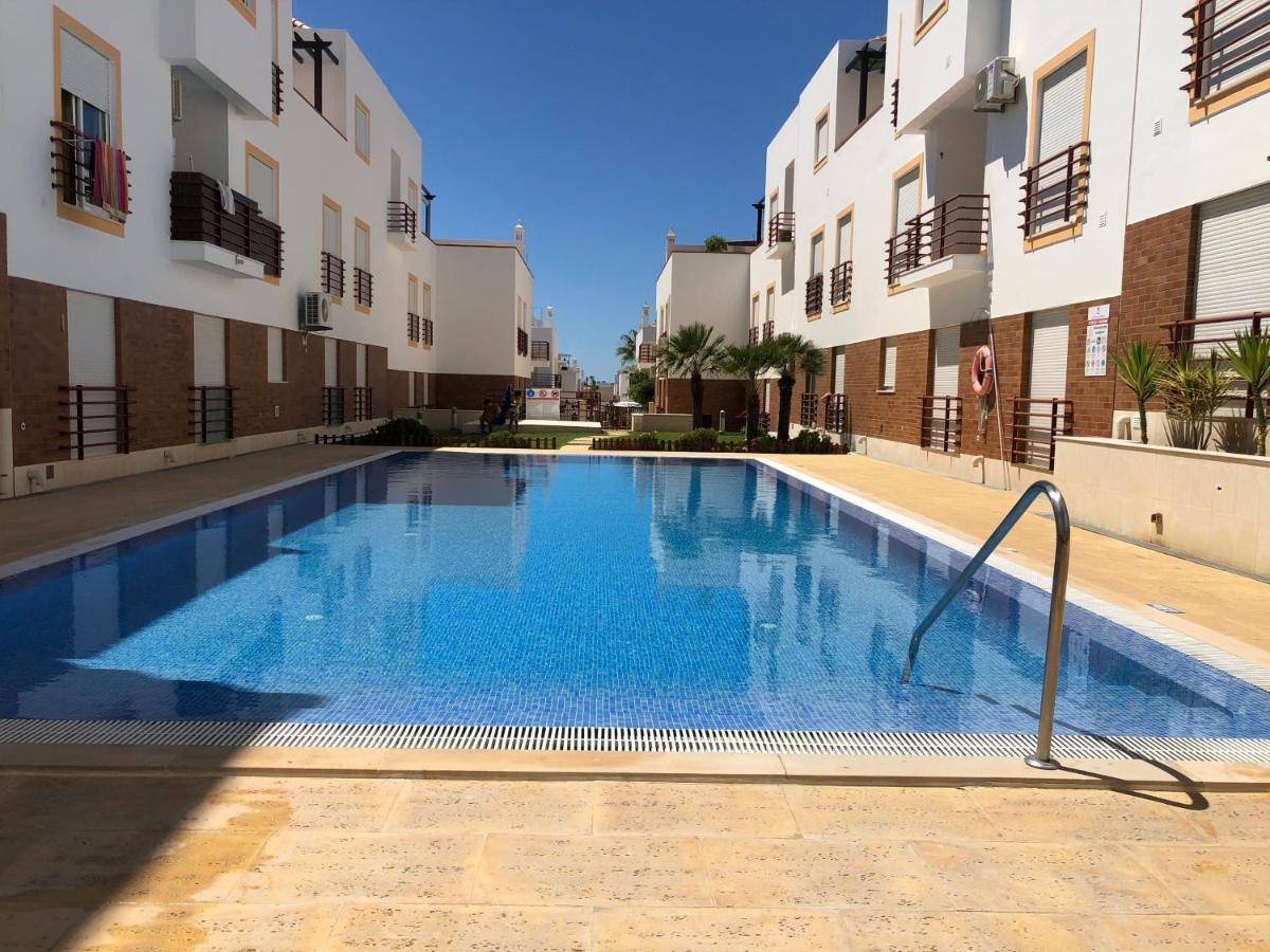 Pe Na Areia Apartment Cabanas De Tavira Luaran gambar